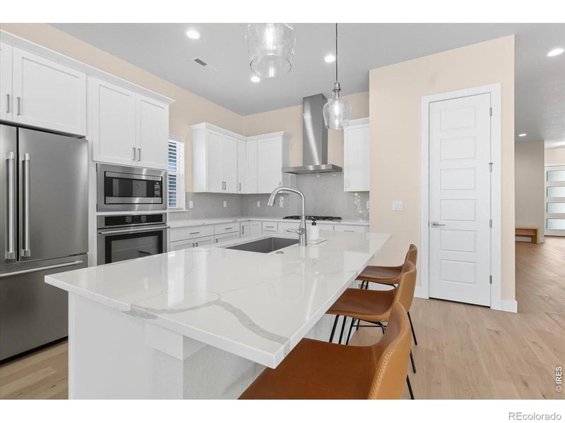 1750 Beachside Dr, Windsor, CO 80550