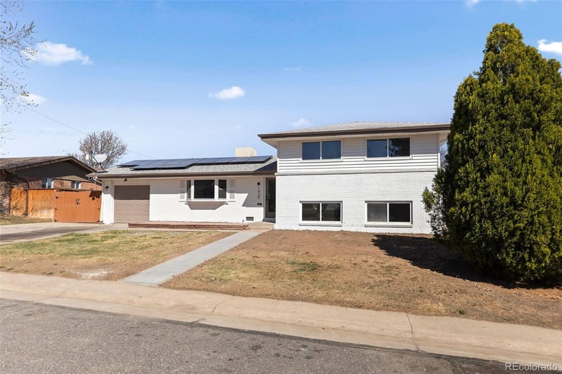 1429 W 102nd Ave, Northglenn, CO 80260
