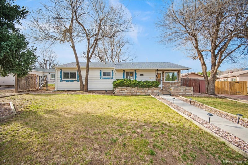303 Solar Dr, Colorado Springs, CO 80907