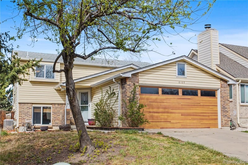 6169 Zenobia Ct, Arvada, CO 80003