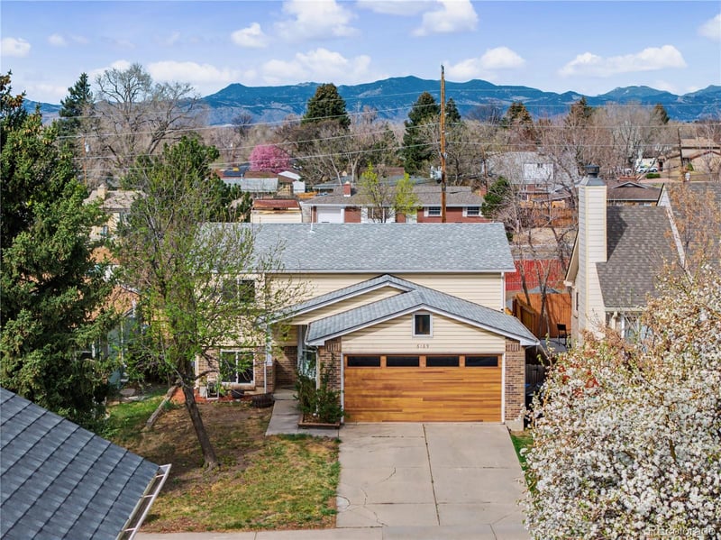 6169 Zenobia Ct, Arvada, CO 80003