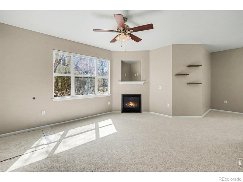 640 Gooseberry Dr #806, Longmont, CO 80503