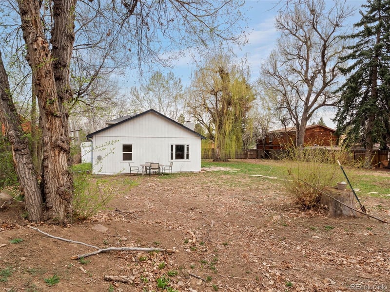 2510 Brentwood St, Lakewood, CO 80214