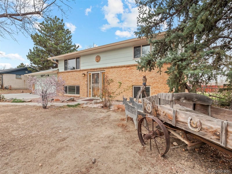 6123 76th Ave, Arvada, CO 80003