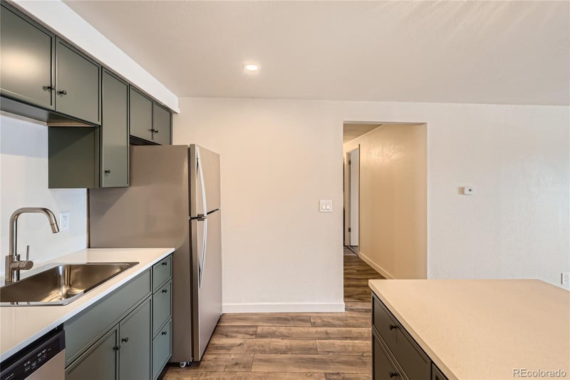 1302 Parker Rd #229, Denver, CO 80231