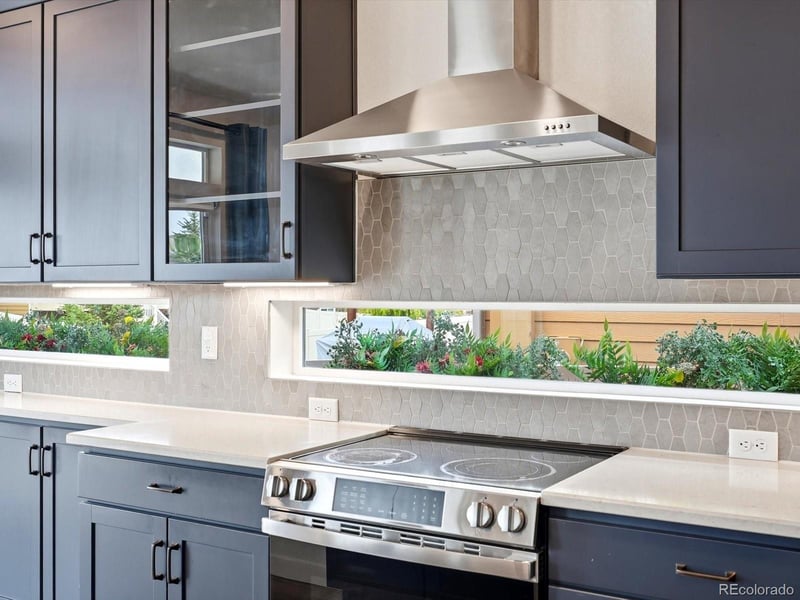 967 Highlands Cir, Erie, CO 80516