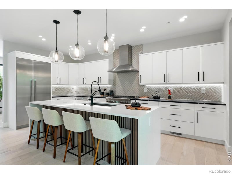 2860 Table Mesa Dr, Boulder, CO 80305