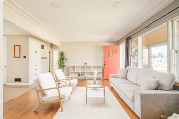 1350 Amherst Ave, Englewood, CO 80113