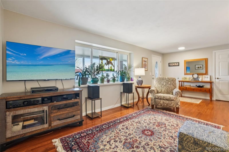 3616 Columbia Dr, Longmont, CO 80503