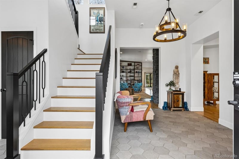 2500 S Jackson St, Denver, CO 80210