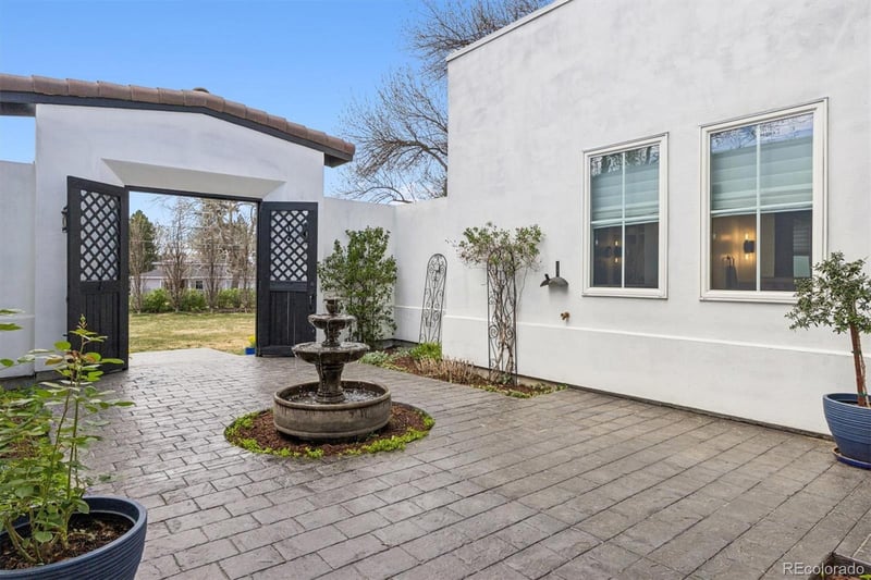 2500 S Jackson St, Denver, CO 80210