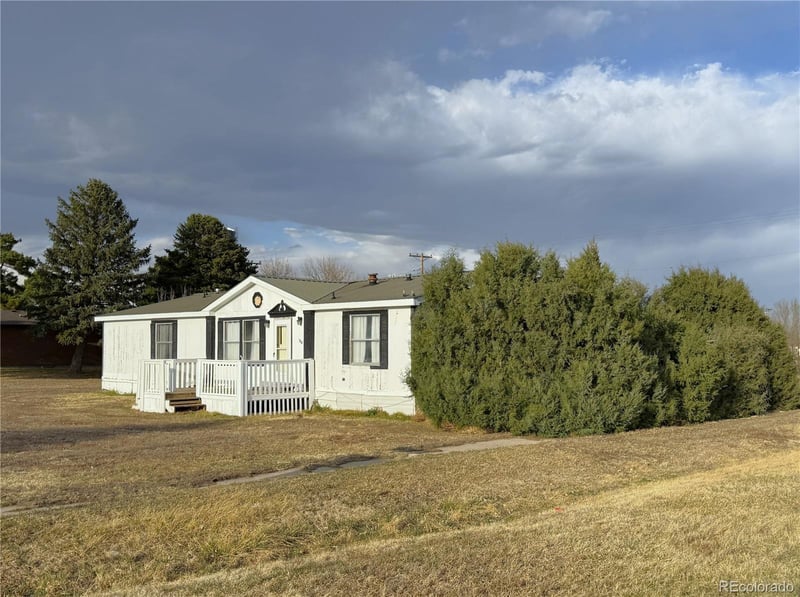104 Pine St, Arriba, CO 80804