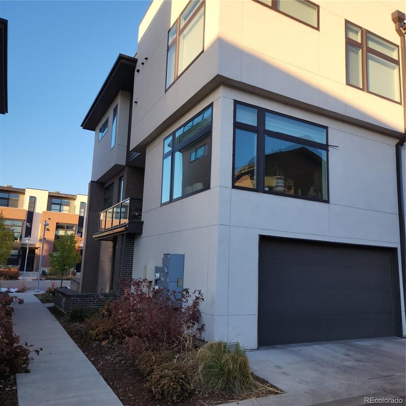 6830 Lowry Blvd, Denver, CO 80230