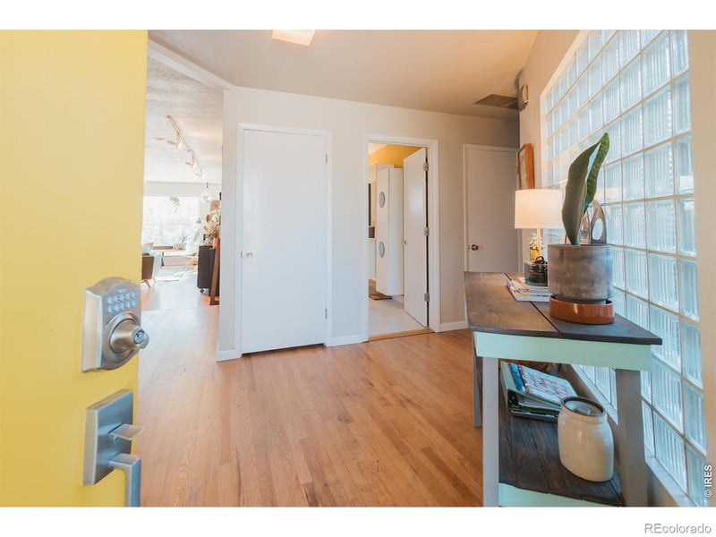 829 Juniper Ln, Fort Collins, CO 80526