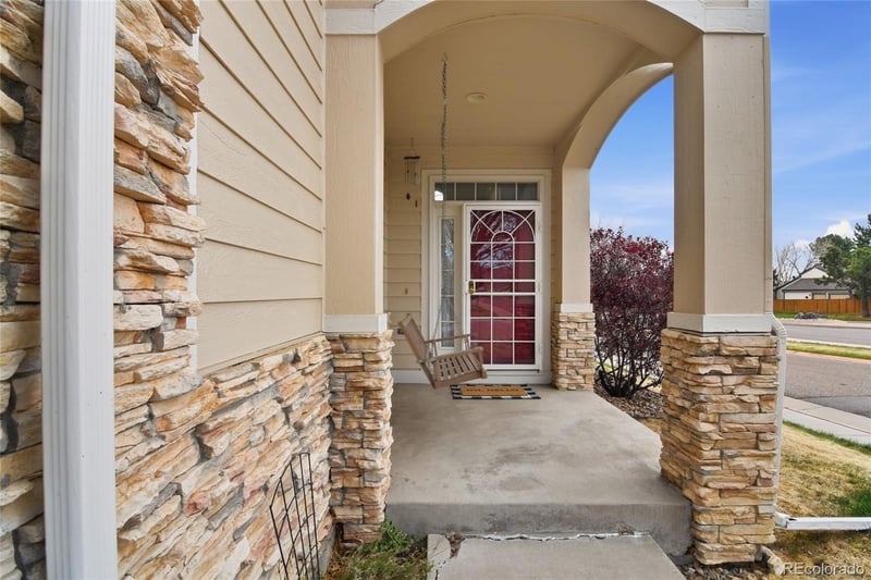 8901 Phillips Dr, Littleton, CO 80128