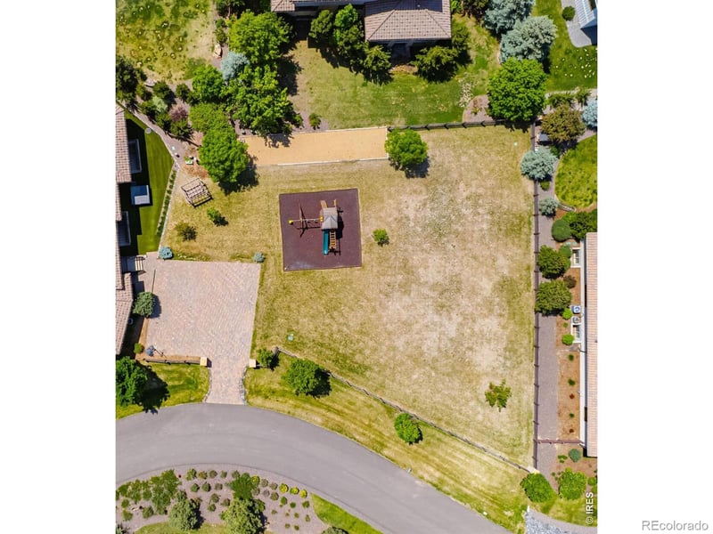 6860 Goldbranch Dr, Niwot, CO 80503