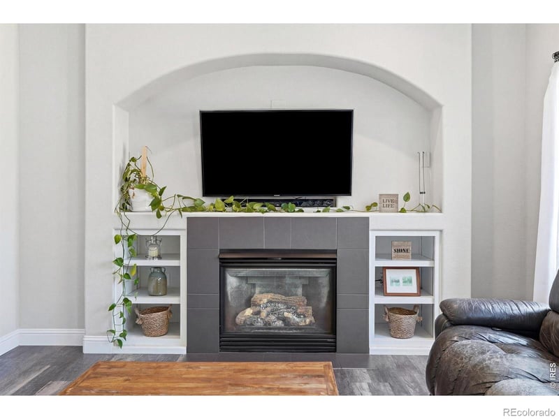 5204 Clover Basin Dr, Longmont, CO 80503