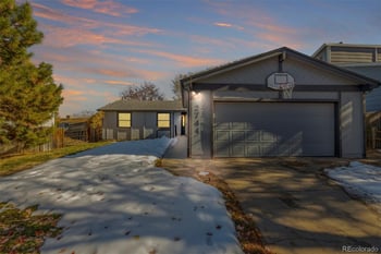 2744 S Pitkin St, Aurora, CO 80013