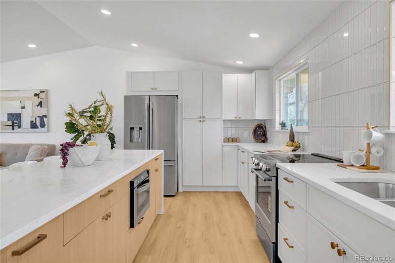 8273 Ammons Cir, Arvada, CO 80005