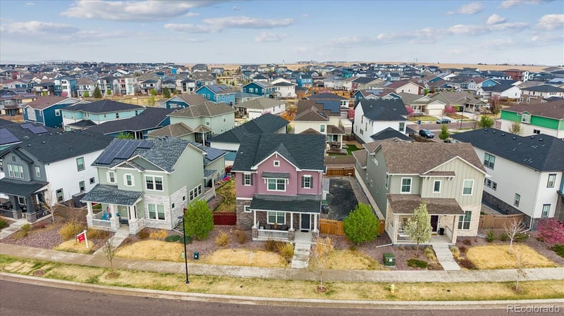 21473 59th Pl, Aurora, CO 80019