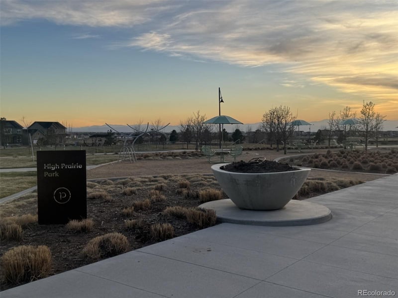 21473 59th Pl, Aurora, CO 80019