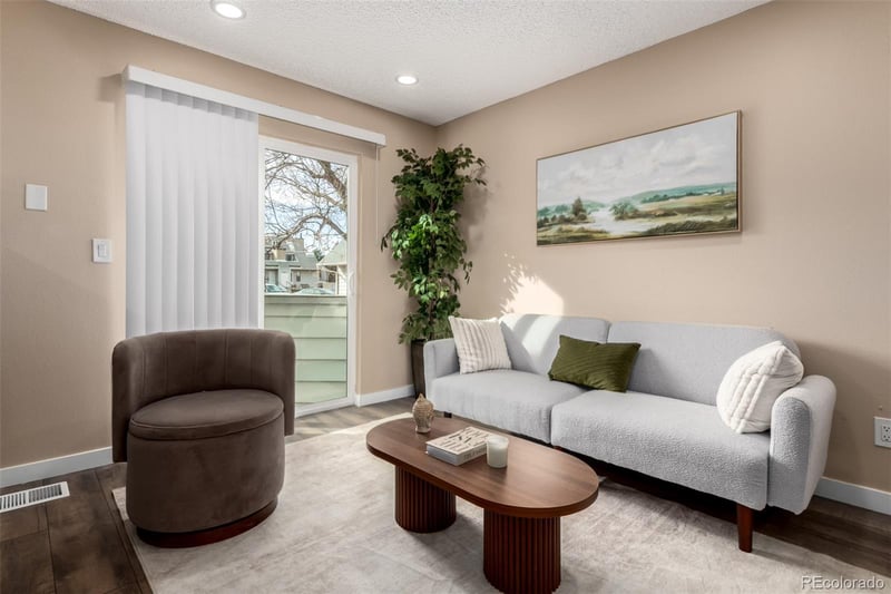 17053 Tennessee Dr #104, Aurora, CO 80017