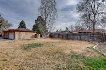 1820 Meadow Ln, Longmont, CO 80501