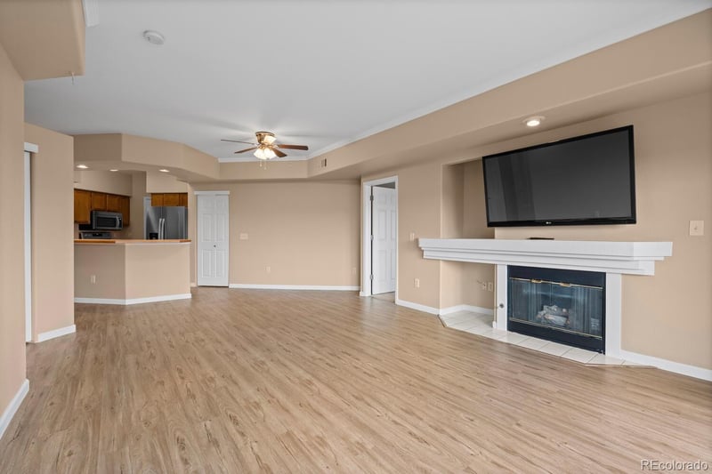 940 Plum Creek Pw #301, Castle Rock, CO 80104