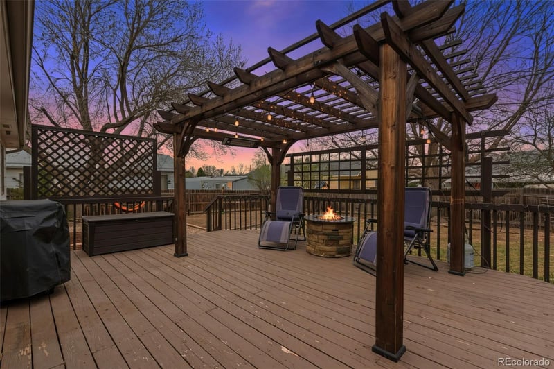 1064 Edinburgh Dr, Loveland, CO 80537