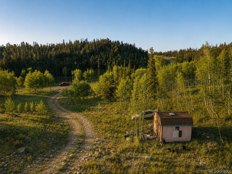 445 Warpath Rd, Como, CO 80432