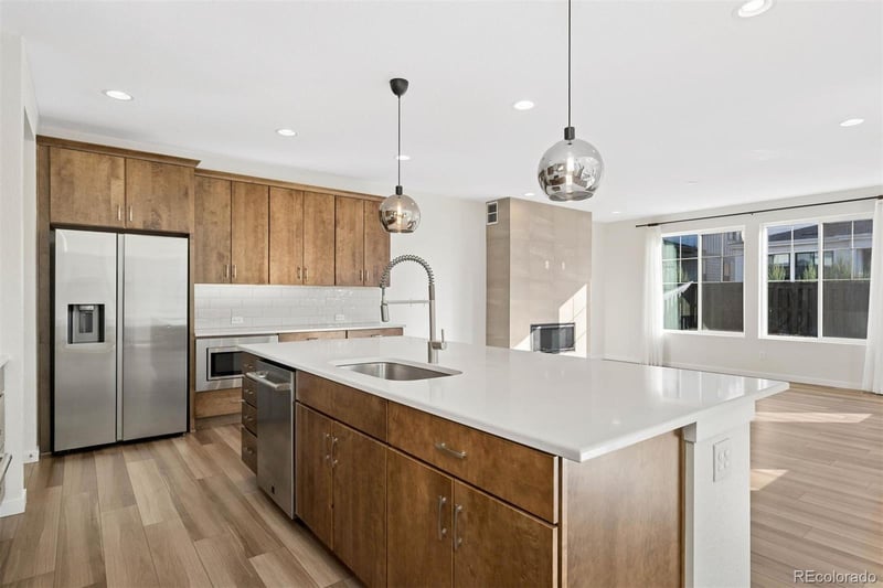 8960 Bellsong Cir, Littleton, CO 80125