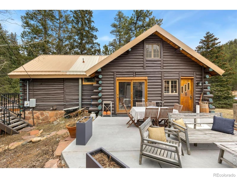 818 Riverside Dr, Lyons, CO 80540