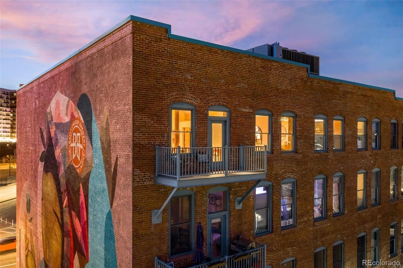 2560 Blake St #402, Denver, CO 80205