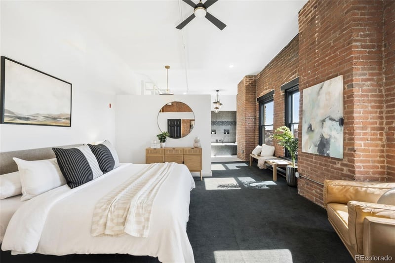 2560 Blake St #402, Denver, CO 80205