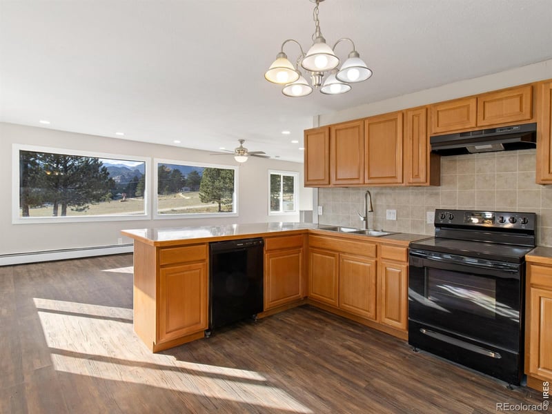 450 Hillside Ln #A & B, Estes Park, CO 80517