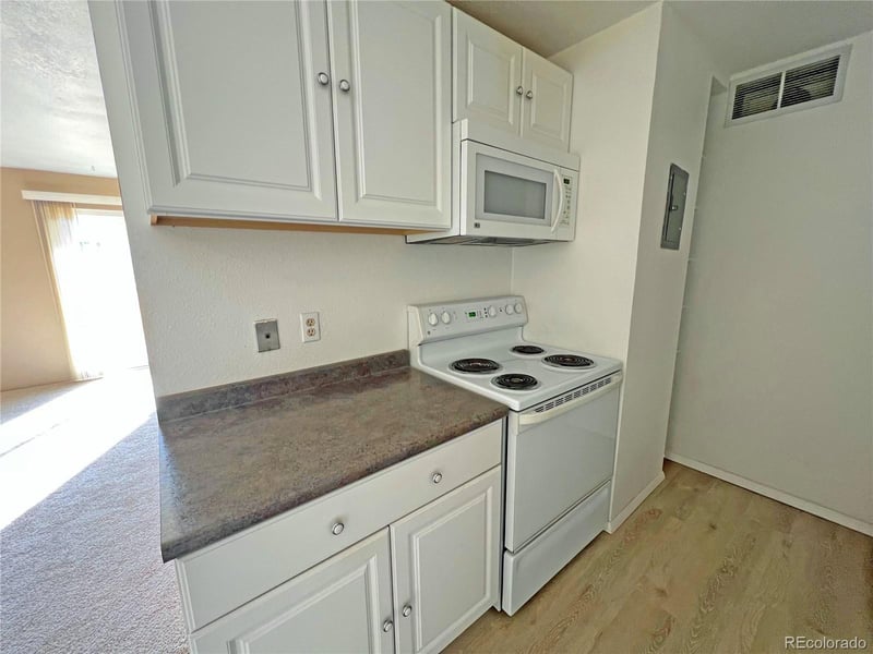 10211 Ura Ln #2-208, Thornton, CO 80260