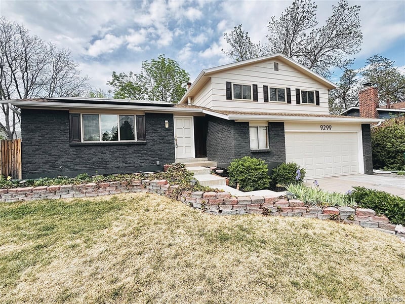 9299 Weaver Dr, Littleton, CO 80123