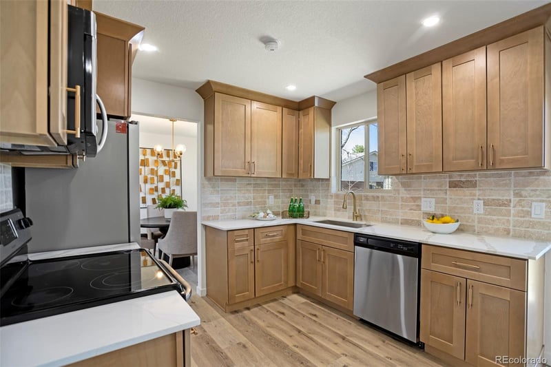 9299 Weaver Dr, Littleton, CO 80123