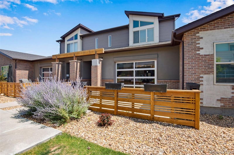 19570 Sunset Cir, Aurora, CO 80015