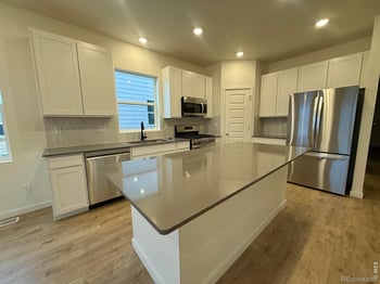 752 Ayrshire Rd, Johnstown, CO 80534