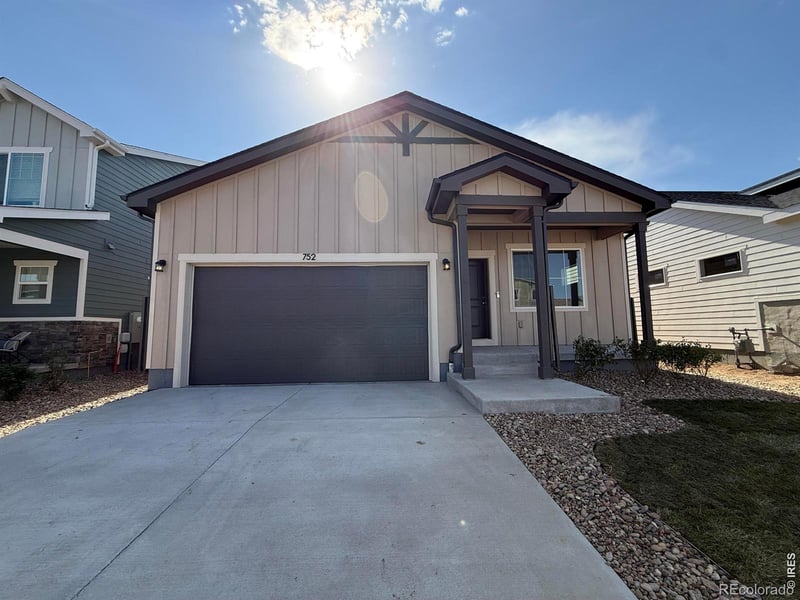 752 Ayrshire Rd, Johnstown, CO 80534