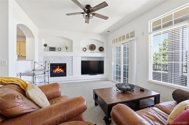 488 Black Feather Loop #219, Castle Rock, CO 80104