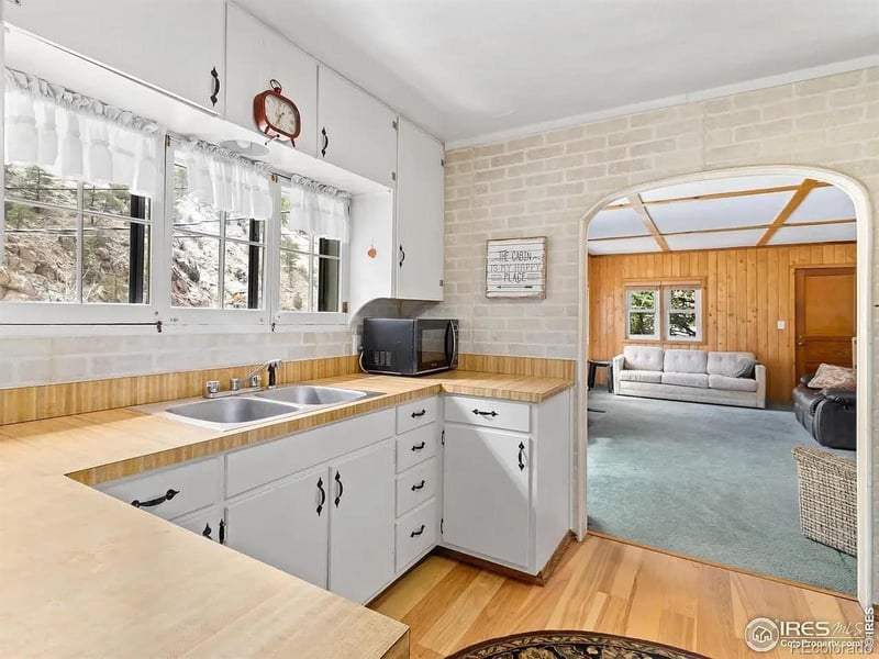 290 River Fork Rd, Drake, CO 80515