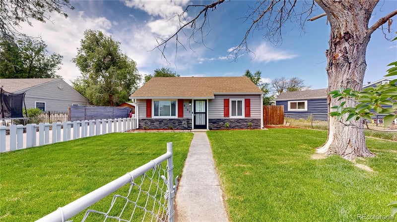 6107 Hudson St, Commerce City, CO 80022