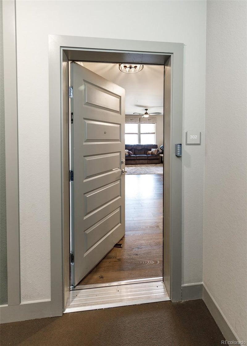 15274 64th Ln #302, Arvada, CO 80007