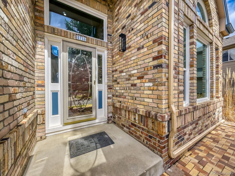 5716 Danube Cir, Aurora, CO 80015