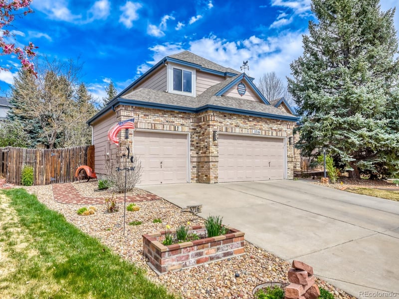 5716 Danube Cir, Aurora, CO 80015