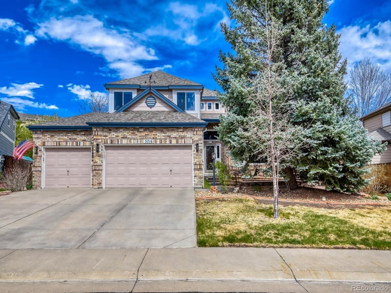 5716 Danube Cir, Aurora, CO 80015