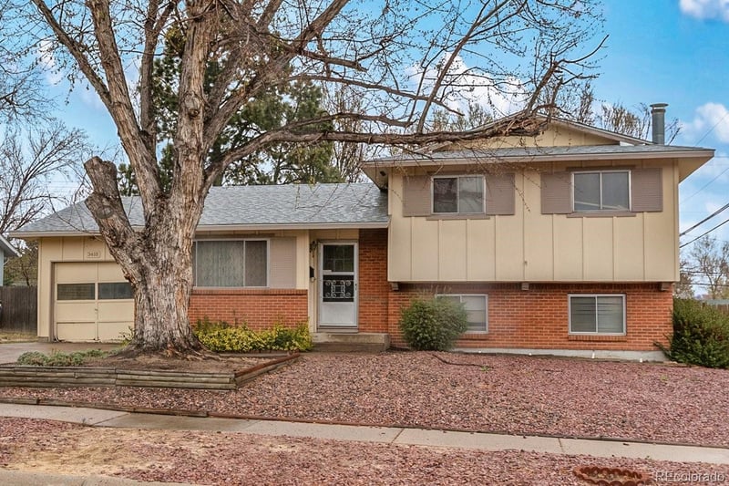 3418 Greenwood Cir, Colorado Springs, CO 80910