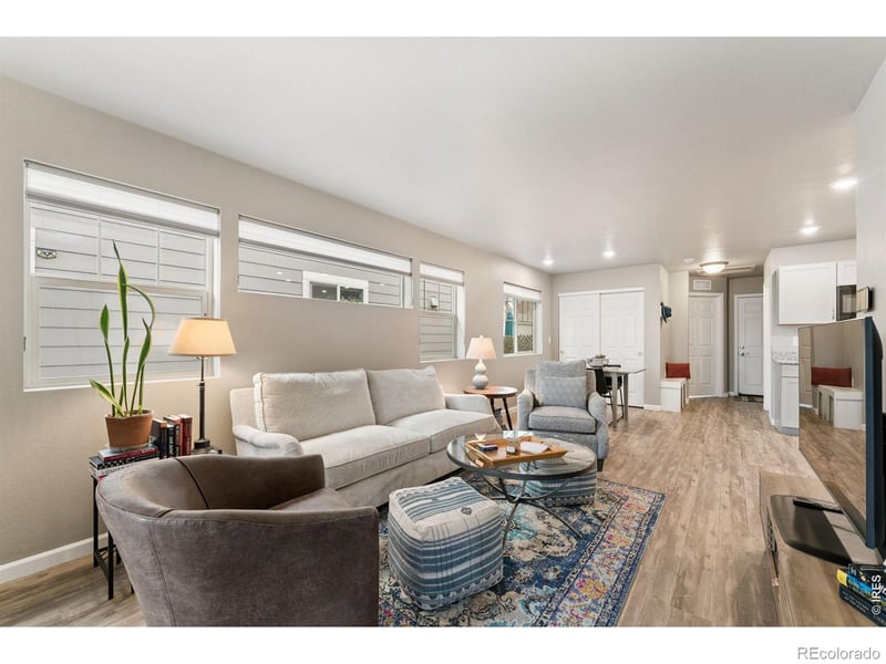 1216 Hummingbird Cir, Longmont, CO 80501